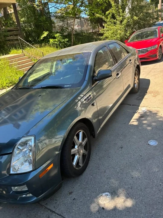 2009 Cadillac STS - Image 2 of 6