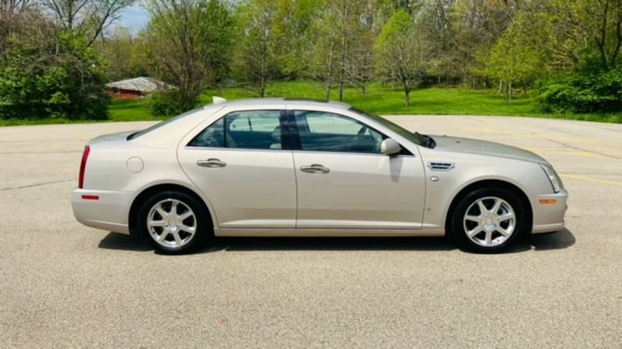 2009 Cadillac STS - Image 5 of 8