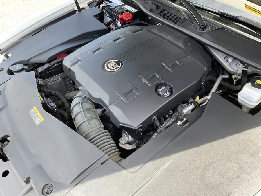 2009 Cadillac STS - Image 15 of 16