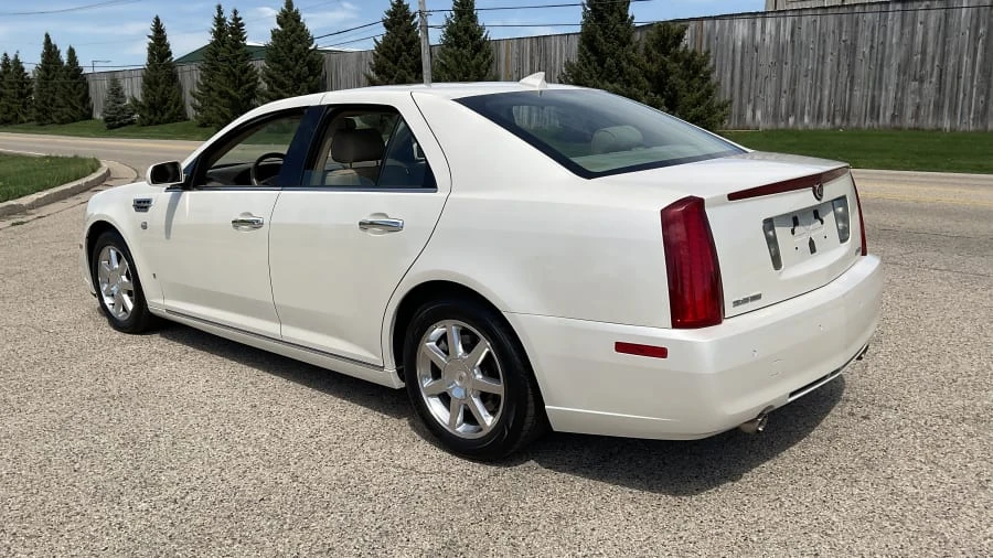2009 Cadillac STS - Image 3 of 16