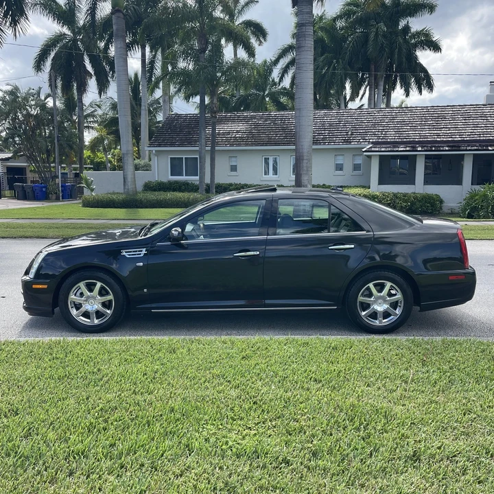 2009 Cadillac STS - Image 7 of 12