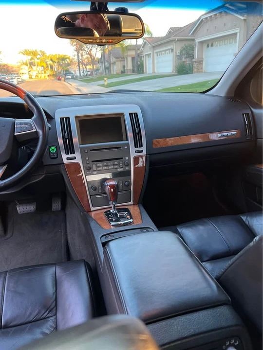2009 Cadillac STS - Image 9 of 10