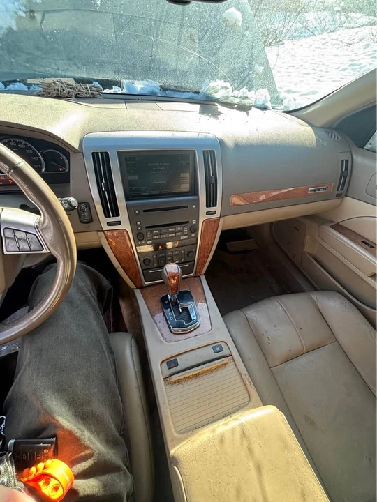 2009 Cadillac STS - Image 3 of 6