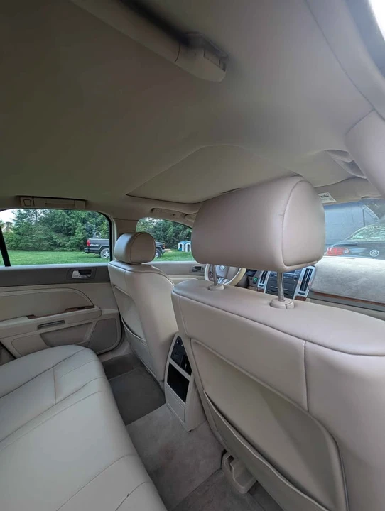2009 Cadillac STS - Image 11 of 19
