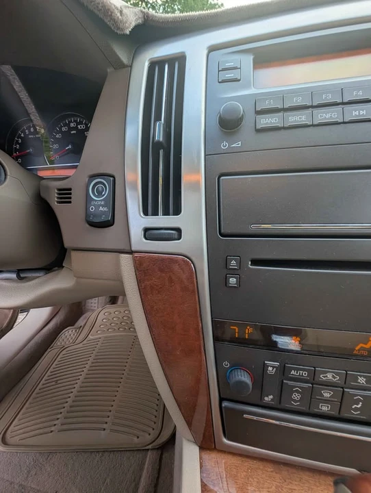 2009 Cadillac STS - Image 15 of 19