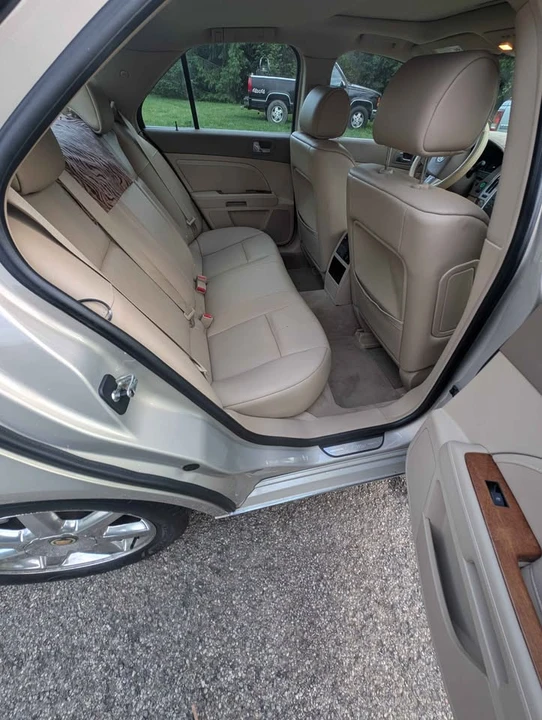 2009 Cadillac STS - Image 4 of 19