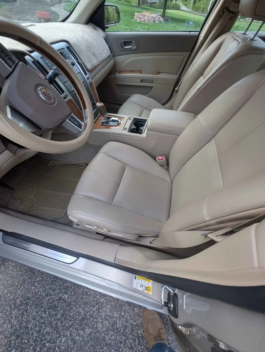 2009 Cadillac STS - Image 13 of 19
