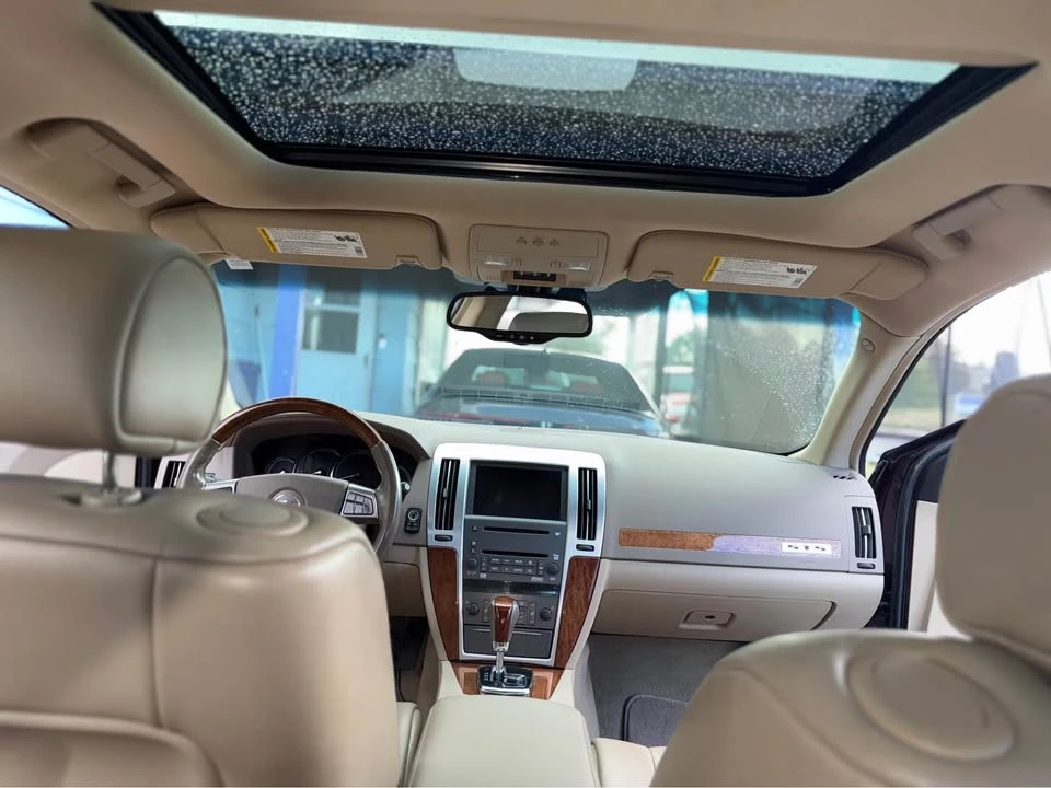 2009 Cadillac STS - Image 11 of 16