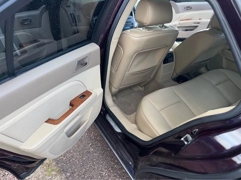 2009 Cadillac STS - Image 6 of 16