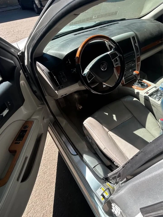 2009 Cadillac STS - Image 4 of 4