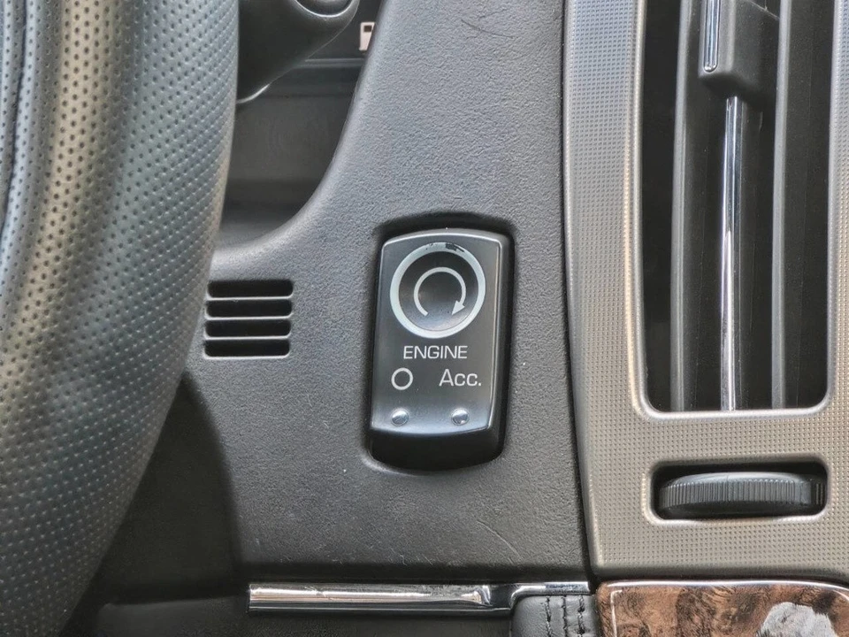2009 Cadillac STS-V - Image 16 of 21