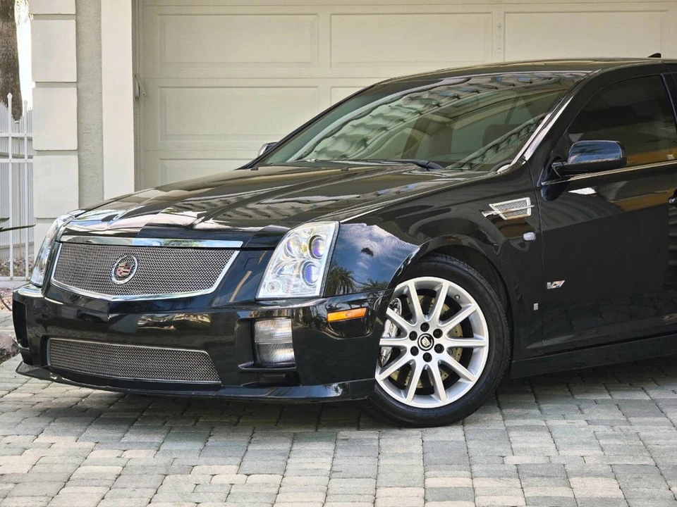 2009 Cadillac STS-V - Image 2 of 21