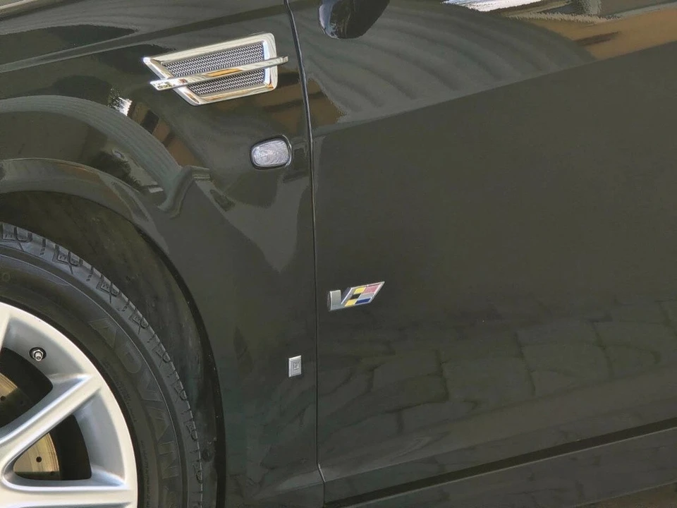 2009 Cadillac STS-V - Image 4 of 21