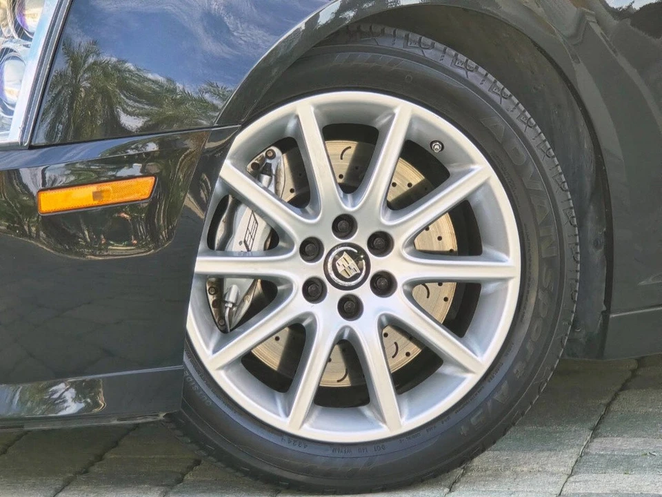 2009 Cadillac STS-V - Image 3 of 21