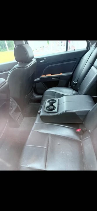 2009 Cadillac STS-V - Image 6 of 8