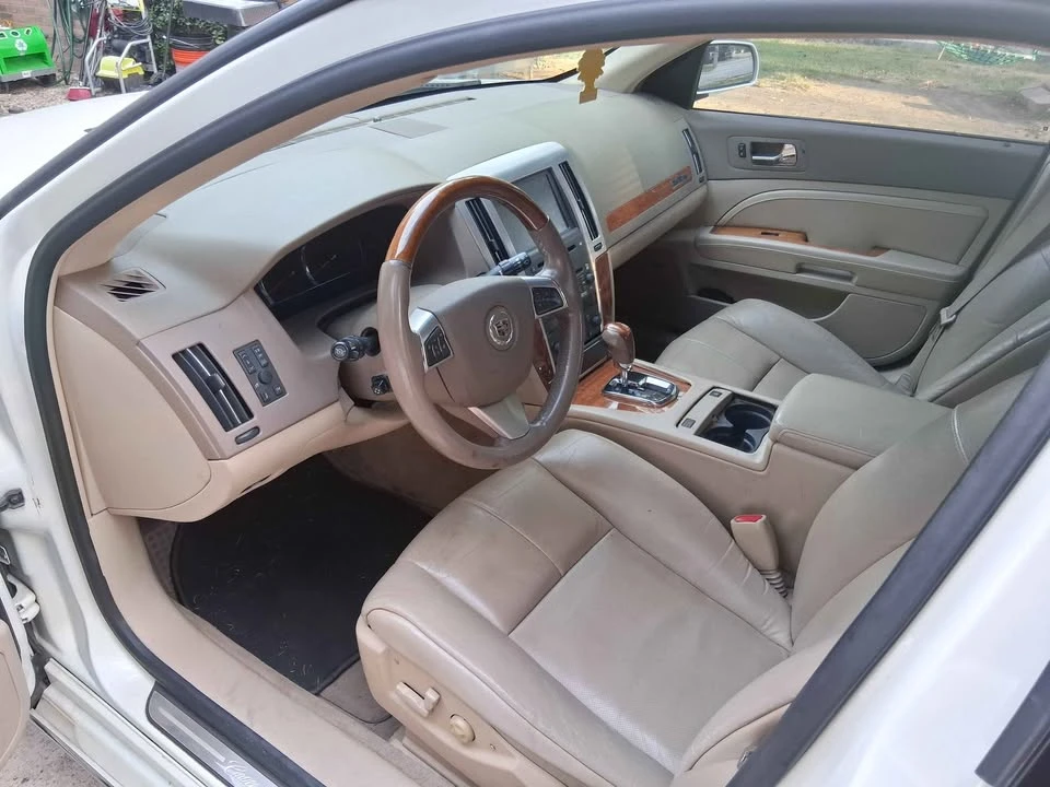 2009 Cadillac STS-V - Image 6 of 8
