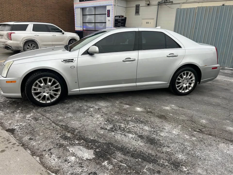 2009 Cadillac STS-V - Image 2 of 18