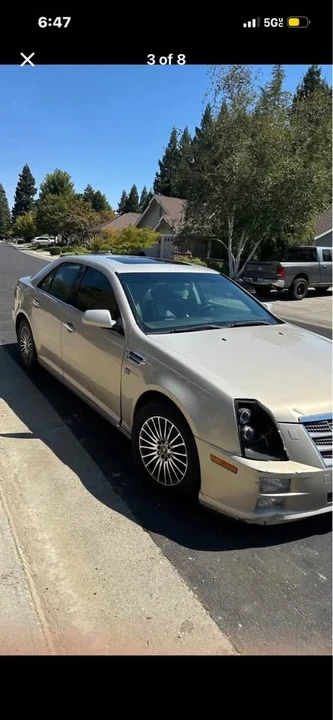 2009 Cadillac STS - Image 2 of 8