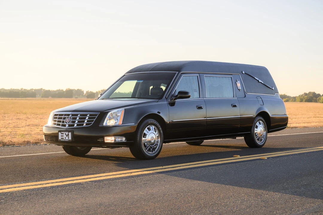 2009 Cadillac DTS - Image 4 of 31