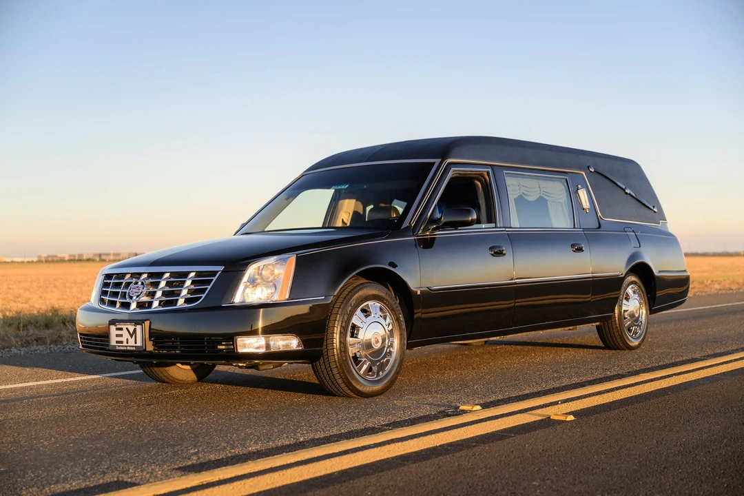 2009 Cadillac DTS - Image 6 of 31