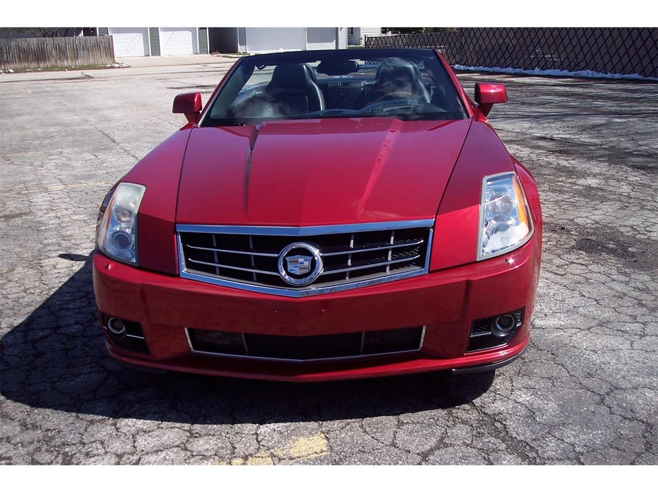 2009 Cadillac XLR - Image 8 of 24