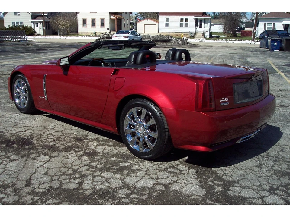 2009 Cadillac XLR - Image 3 of 24