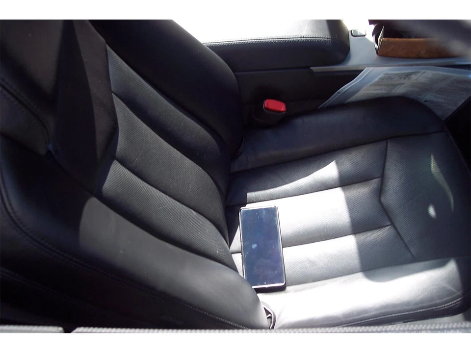 2009 Cadillac XLR - Image 18 of 24