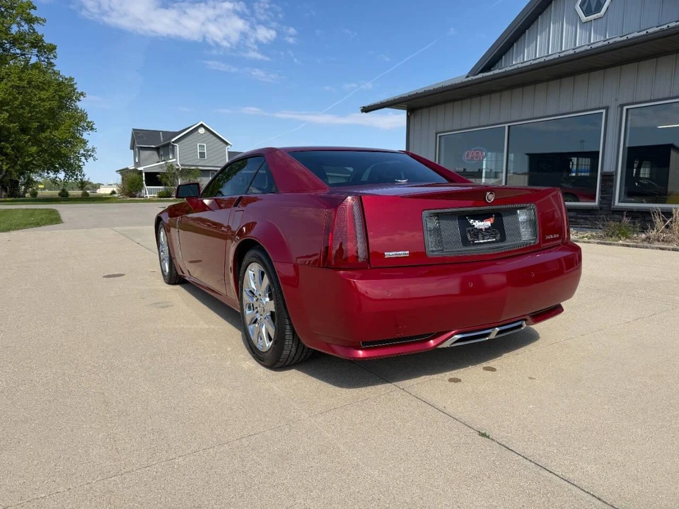 2009 Cadillac XLR - Image 3 of 31