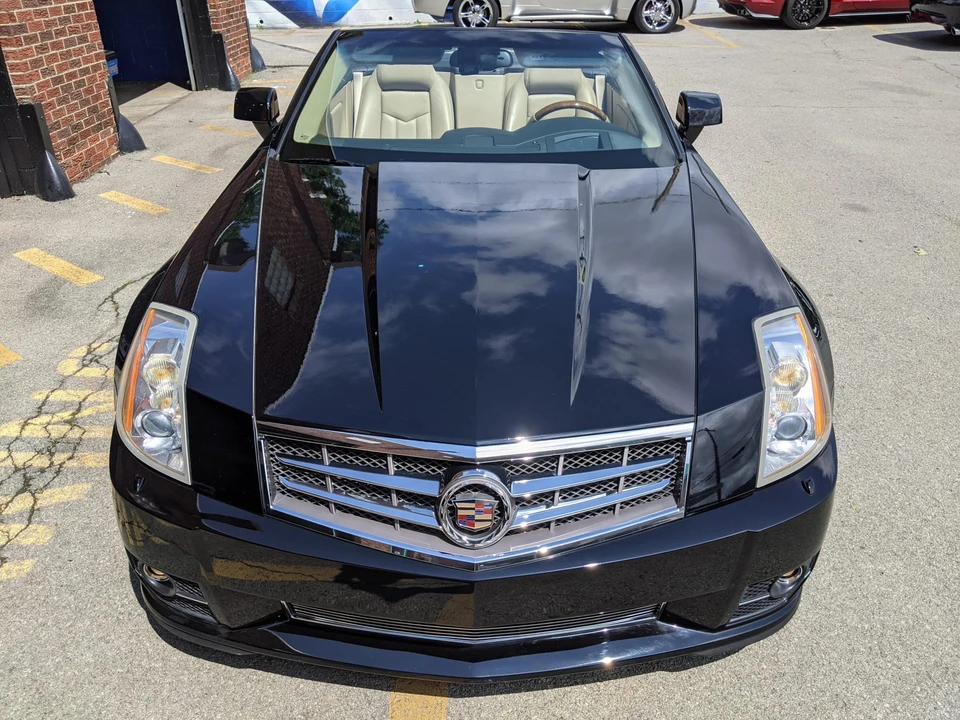 2009 Cadillac XLR - Image 14 of 31