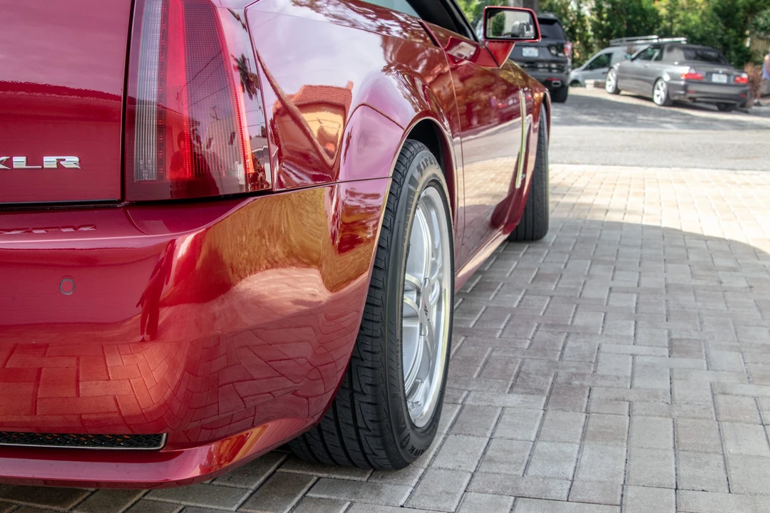 2009 Cadillac XLR - Image 24 of 31