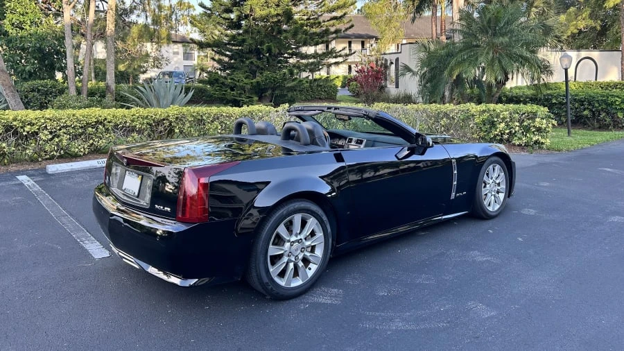 2009 Cadillac XLR - Image 3 of 14