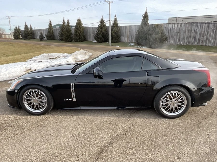 2009 Cadillac XLR - Image 5 of 14