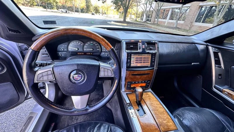 2009 Cadillac XLR - Image 14 of 16
