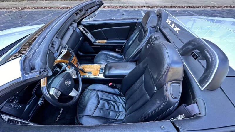 2009 Cadillac XLR - Image 16 of 16