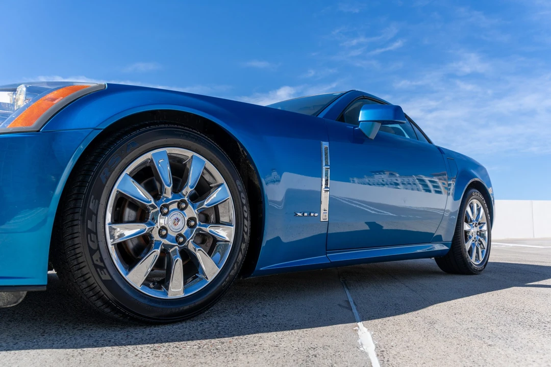 2009 Cadillac XLR - Image 28 of 31