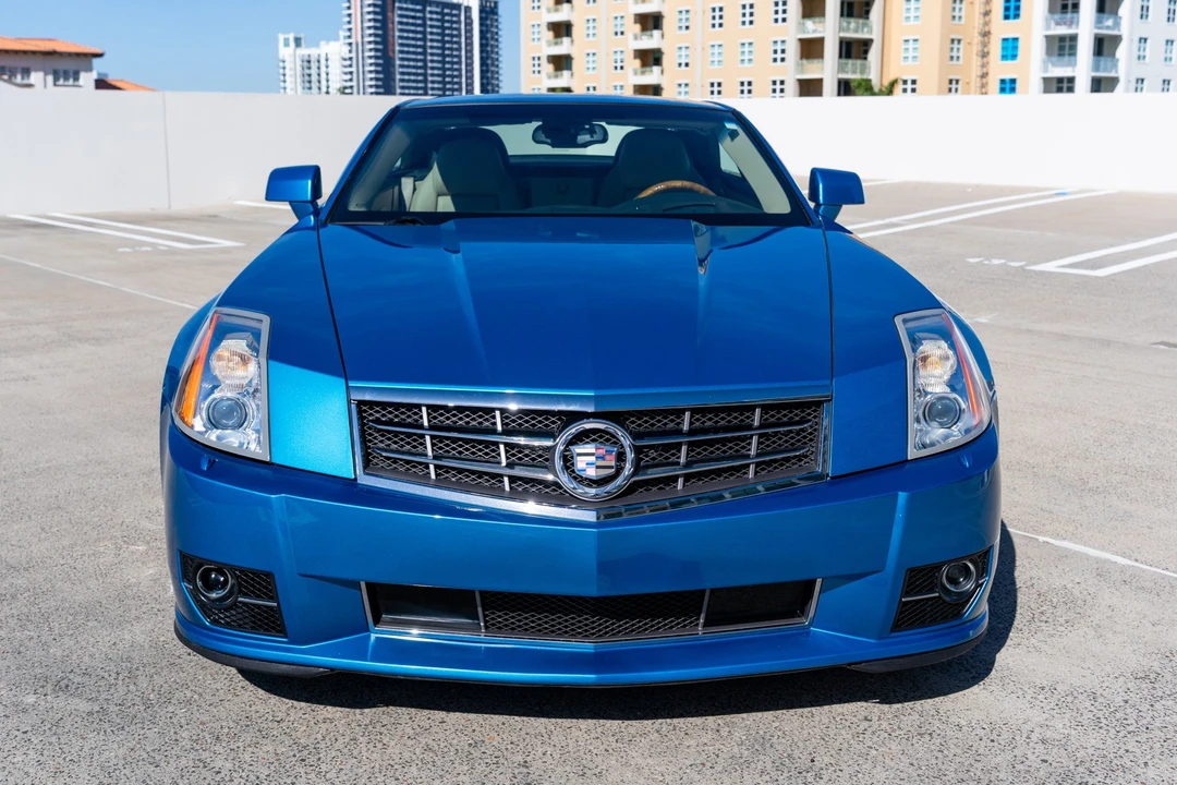 2009 Cadillac XLR - Image 13 of 31