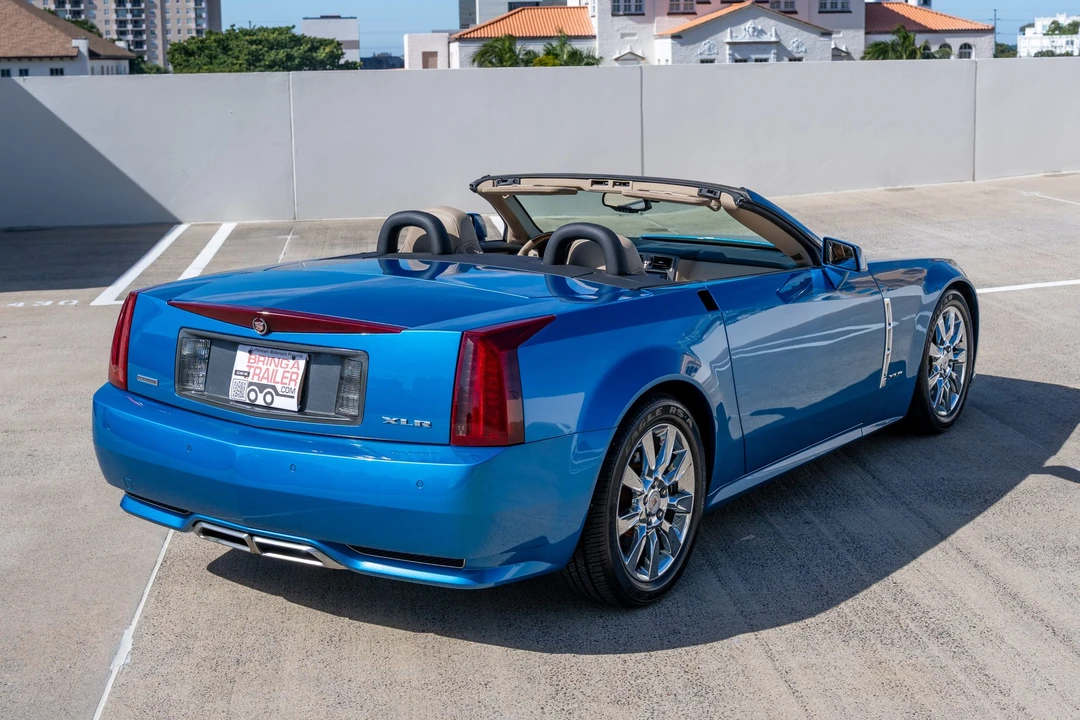 2009 Cadillac XLR - Image 10 of 31