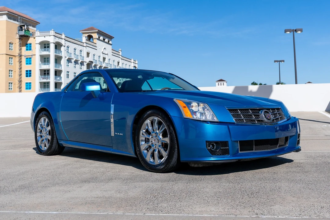 2009 Cadillac XLR - Image 22 of 31