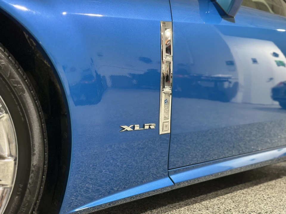 2009 Cadillac XLR - Image 29 of 31