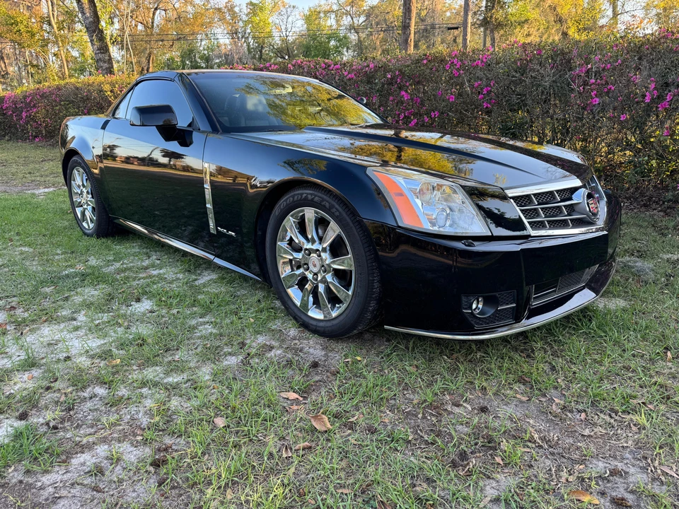 2009 Cadillac XLR - Image 22 of 31