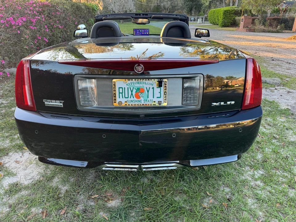 2009 Cadillac XLR - Image 9 of 31