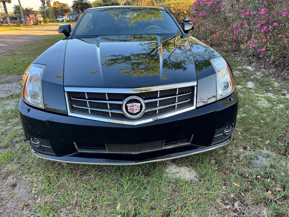 2009 Cadillac XLR - Image 14 of 31