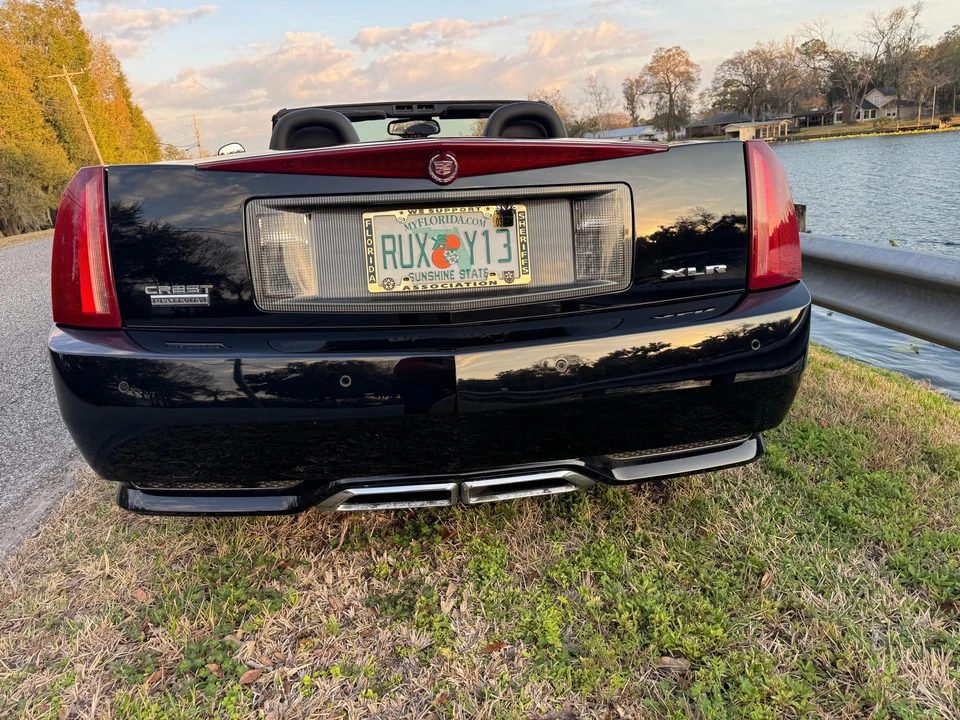 2009 Cadillac XLR - Image 8 of 31