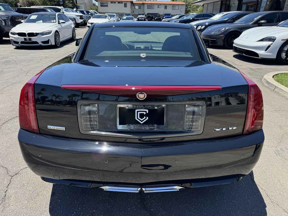 2009 Cadillac XLR - Image 9 of 31