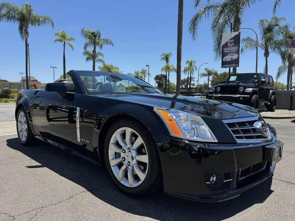 2009 Cadillac XLR - Image 15 of 31