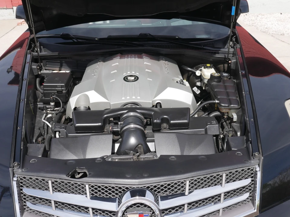 2009 Cadillac XLR - Image 18 of 31