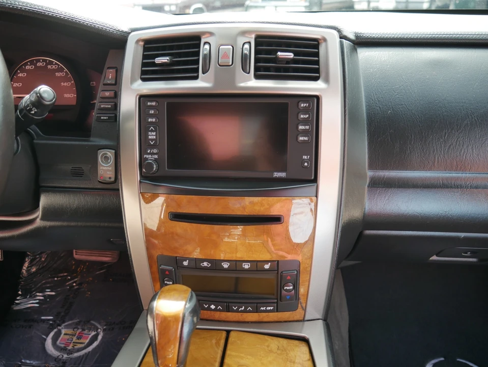 2009 Cadillac XLR - Image 30 of 31