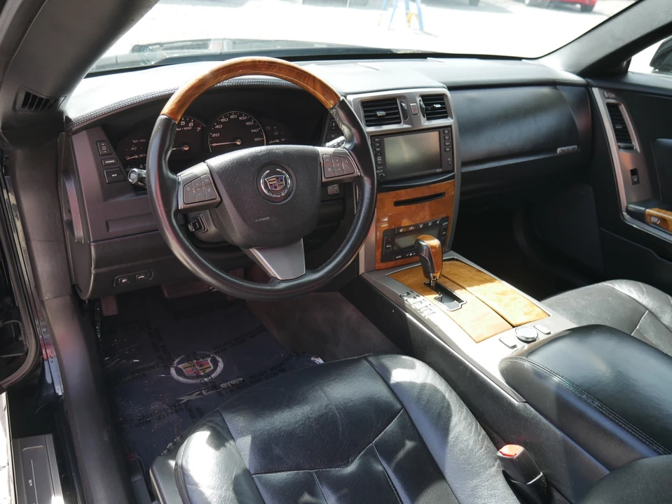 2009 Cadillac XLR - Image 26 of 31
