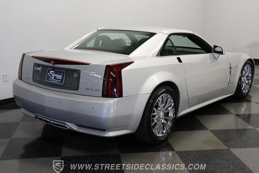 2009 Cadillac XLR - Image 10 of 21