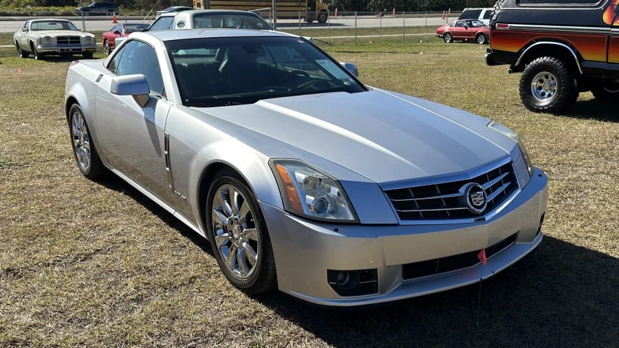 2009 Cadillac XLR - Image 3 of 4
